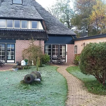 Dom wakacyjny Le-clochard Groet